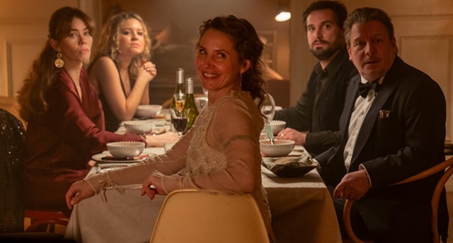 Det nye år - Dk undertekster